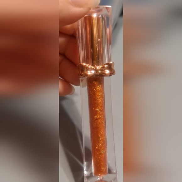 RoseGold LipGloss 3/$35 - Picture 2 of 3